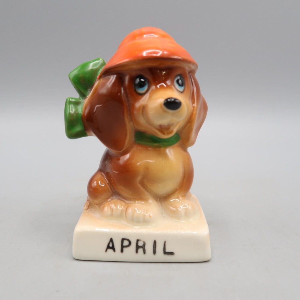 Vintage Norcrest April Dog of the Month Birthday Dachshund Figurine A646 Japan